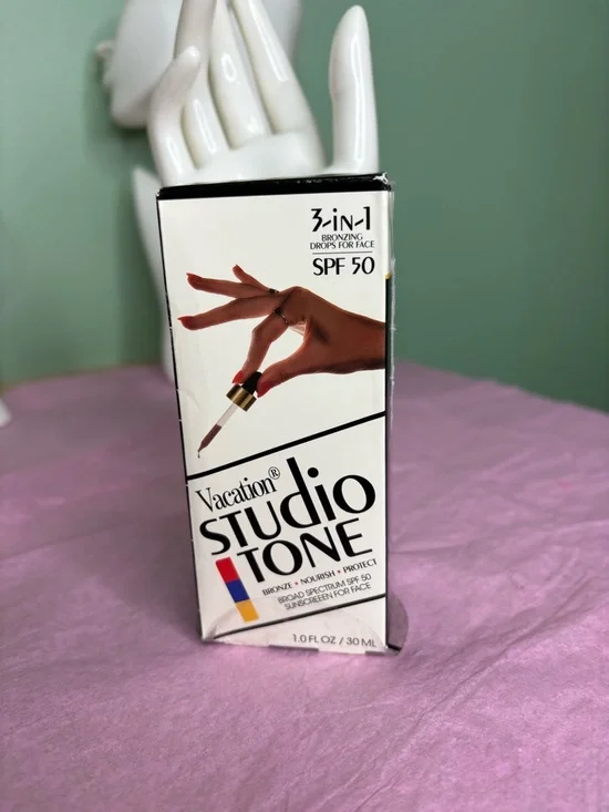 Tone 3-in-1 Bronzing Drops SPF 50 - Medium Brown - Picture 1 of 2